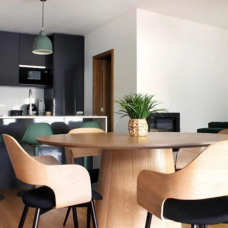 Beachside House 펜션 토레이라