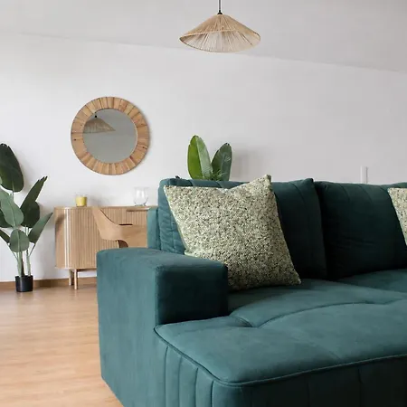 Beachside House 펜션 토레이라